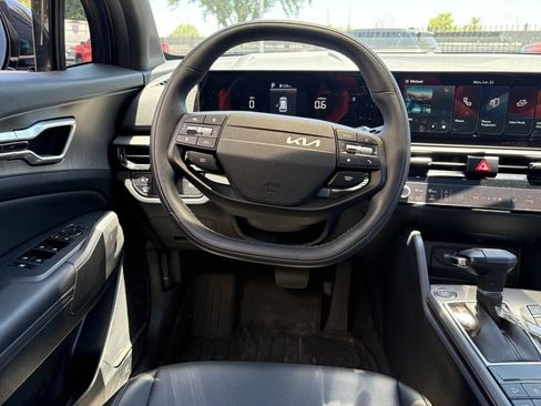 Used 2026 Kia Sportage X-Line w/ X-Line Premium Package AWD/4WD image 7