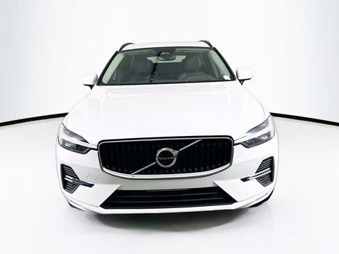 Used 2023 Volvo XC60 B5 Core w/ Protection Package Premier FWD image 2