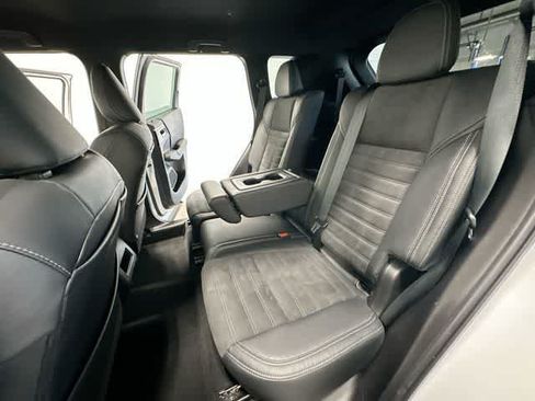 Used 2023 Mitsubishi Outlander SE Black Edition AWD/4WD image 19