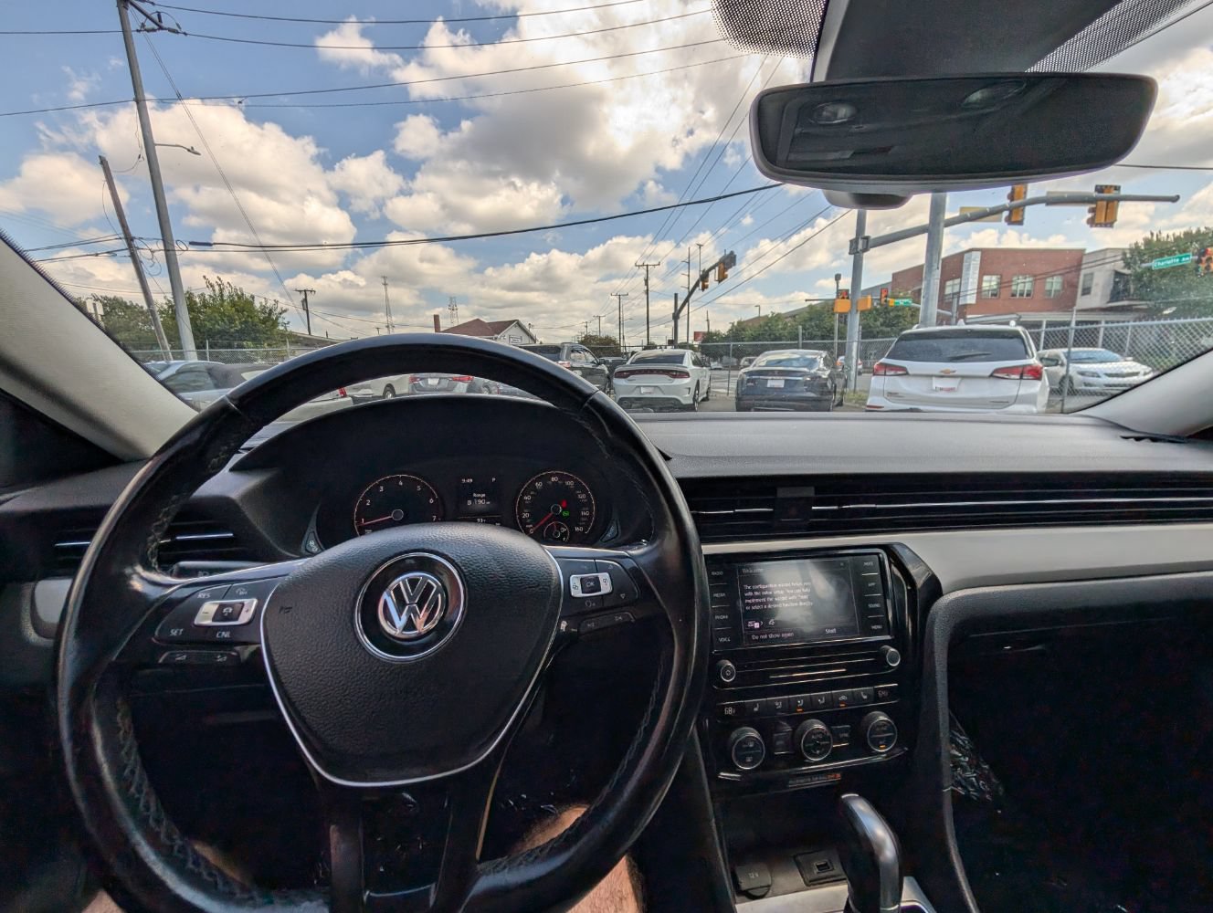 Used 2020 Volkswagen Passat 2.0T SE FWD image 21