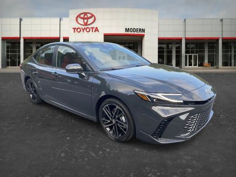 Used 2026 Toyota Camry XSE FWD image 7