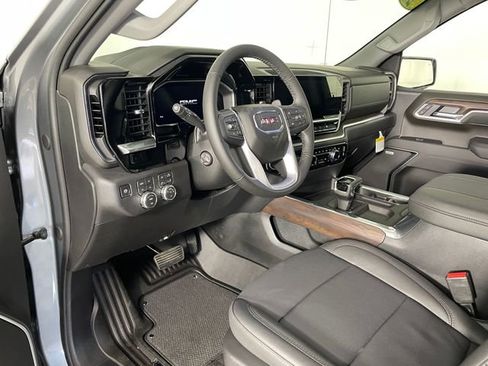 New 2026 GMC Sierra 1500 SLT w/ SLT Premium Plus Package AWD/4WD image 3