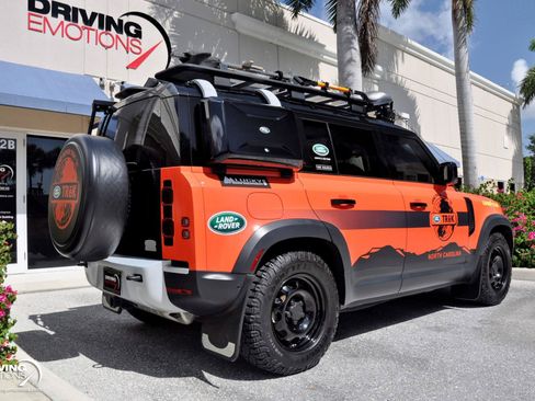 Used 2022 Land Rover Defender 110 S AWD/4WD image 22