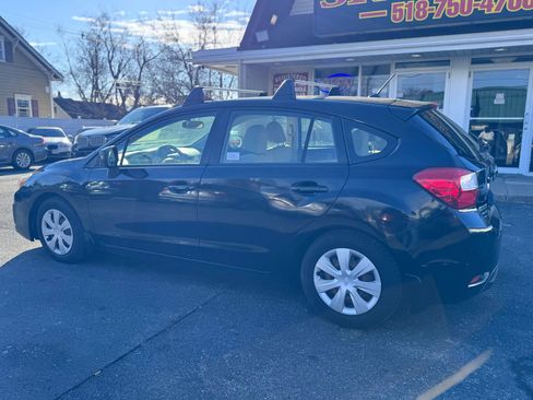 Used 2013 Subaru Impreza 2.0i image 3