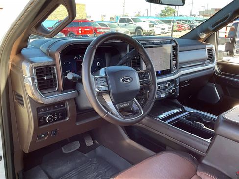 Used 2024 Ford F250 King Ranch image 17
