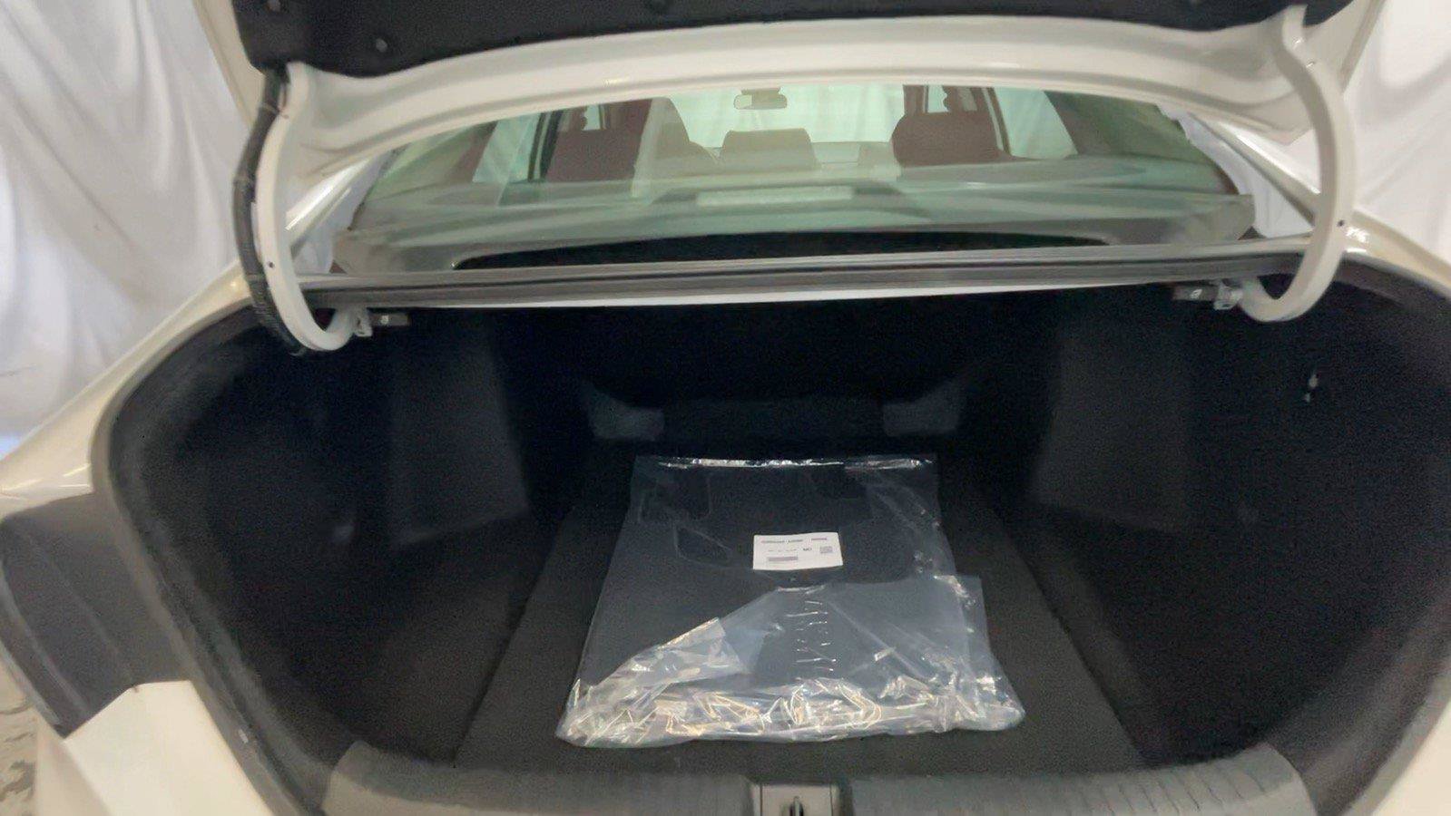 Certified 2024 Honda Accord EX image 17