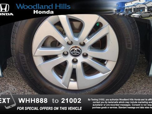 Used 2017 Toyota Prius Two w/ Carpet Mat Package FWD image 25