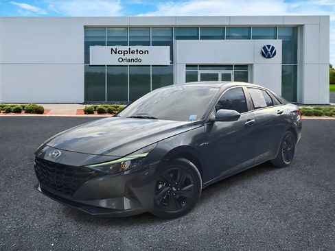 Used 2022 Hyundai Elantra SEL FWD image 38