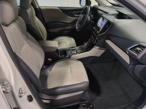 Used 2022 Subaru Forester Limited image 27