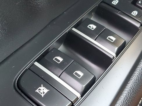 Used 2023 Kia Forte GT-Line w/ GT-Line Technology Package image 32