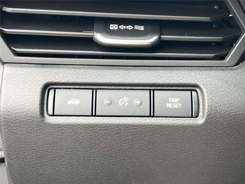 Certified 2021 Nissan Altima 2.5 SV image 27