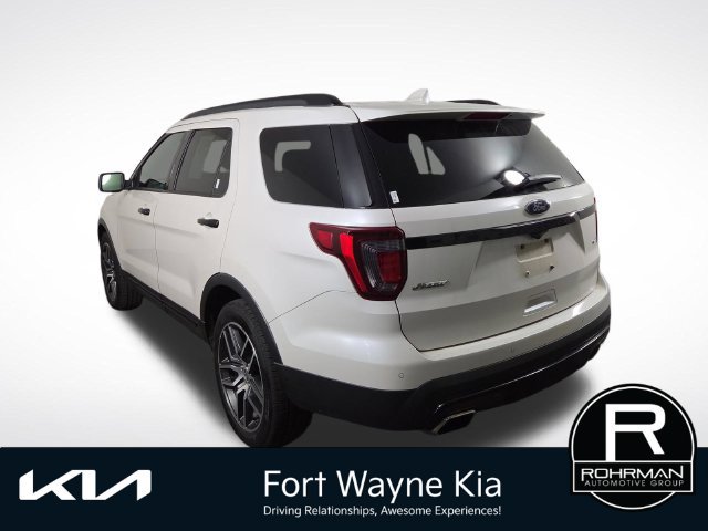 Used 2017 Ford Explorer Sport w/ Equipment Group 401A AWD/4WD image 10