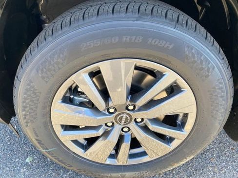 New 2025 Nissan Pathfinder SV w/ Black Appearance Package image 26