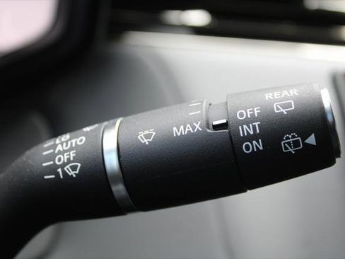 New 2025 Land Rover Range Rover Sport SV Edition Two image 37