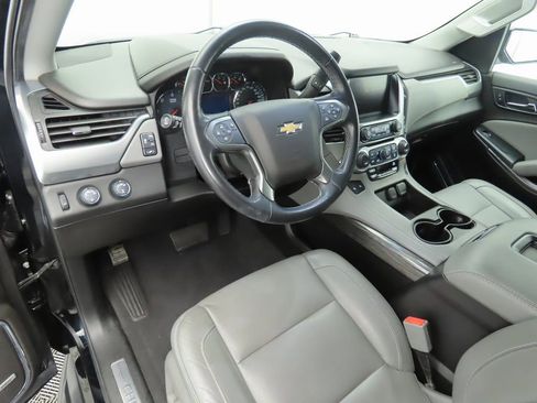 Used 2019 Chevrolet Tahoe LT image 9