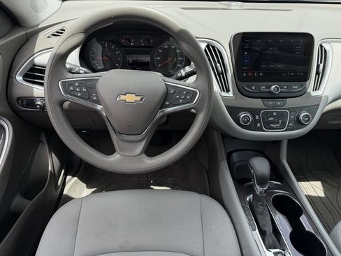 Used 2024 Chevrolet Malibu LS w/ LPO, Floor Liner Package FWD image 11