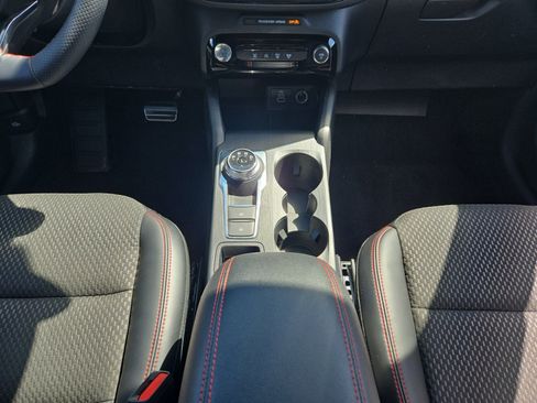 Used 2024 Ford Escape ST-Line w/ Tech Pack #1 AWD/4WD image 21