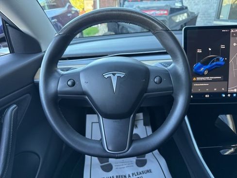 Used 2020 Tesla Model 3 Long Range image 23