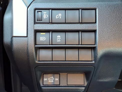 Certified 2024 Toyota Tacoma SR5 image 21