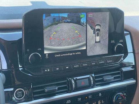 Certified 2023 Nissan Pathfinder Platinum AWD/4WD image 22
