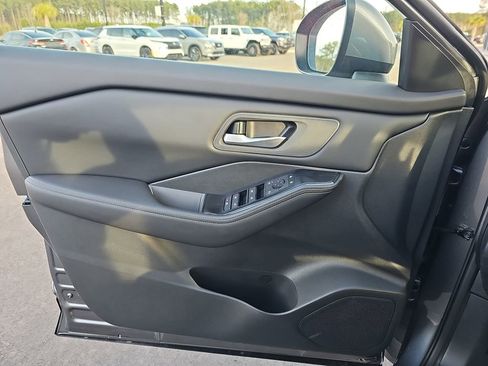 New 2026 Nissan Rogue SV image 30