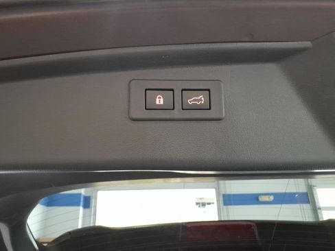 Used 2020 Subaru Outback Limited w/ Popular Package #2 AWD/4WD image 19