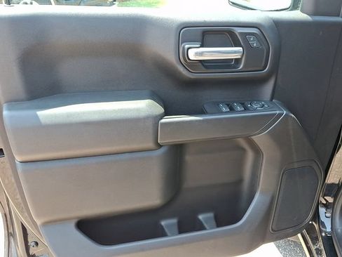 Used 2021 Chevrolet Silverado 1500 Custom AWD/4WD image 8