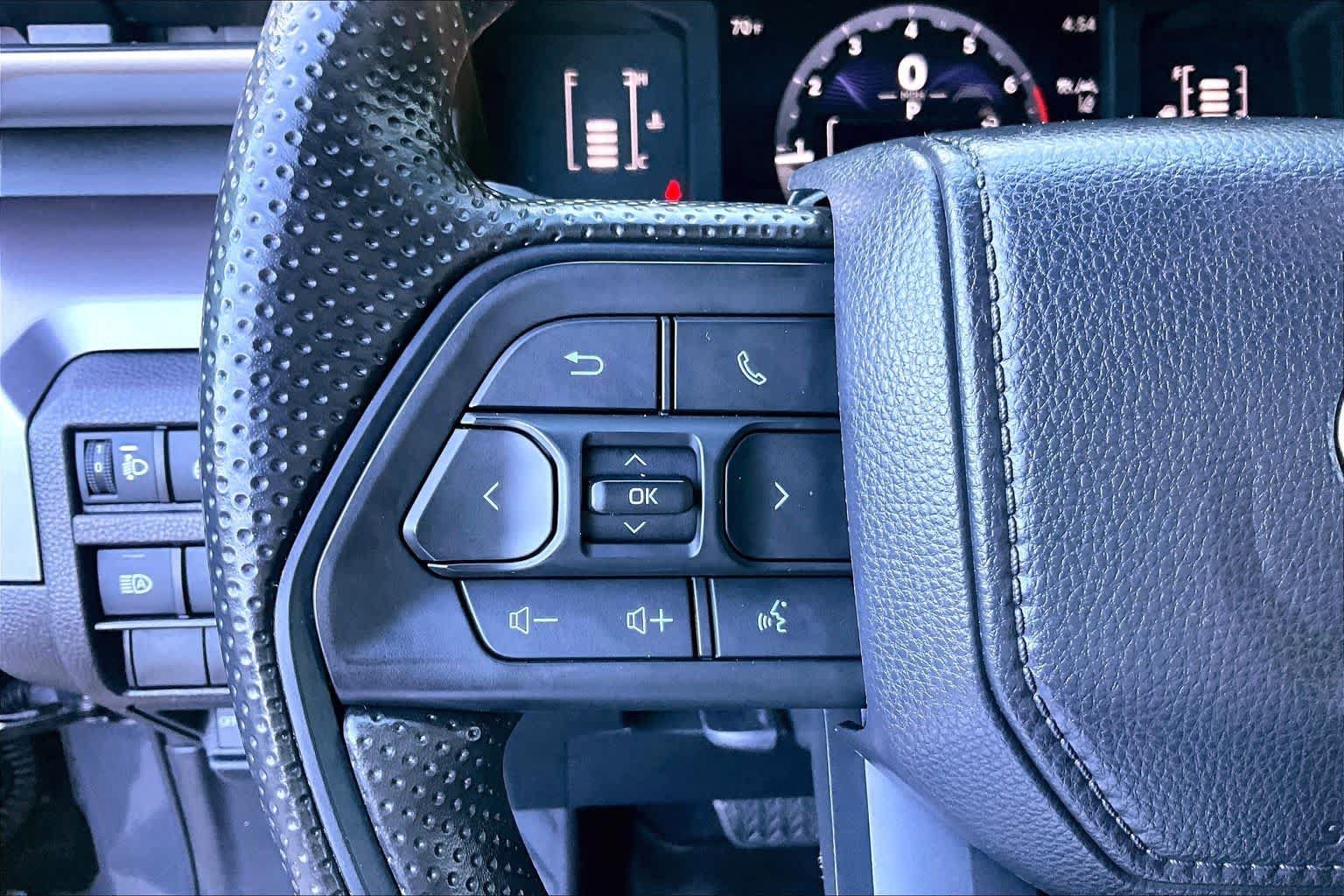 Certified 2026 Toyota Tacoma SR5 AWD/4WD image 22
