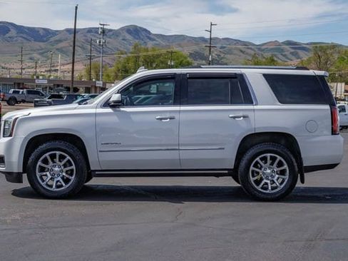 Used 2018 GMC Yukon Denali w/ Open Road Package AWD/4WD image 3