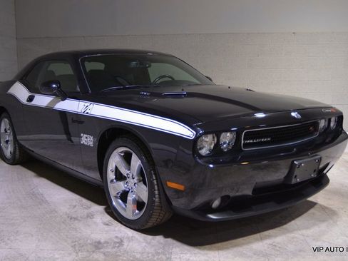 Used 2009 Dodge Challenger R/T image 1