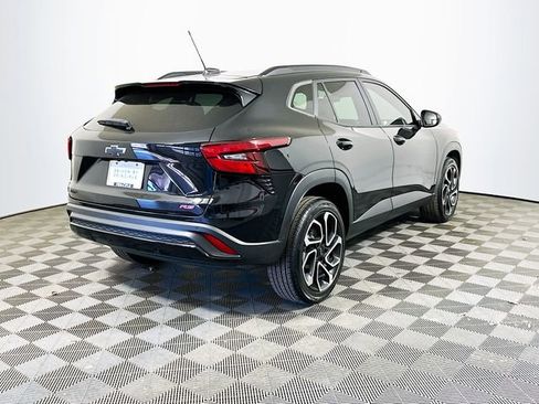 Used 2024 Chevrolet Trax RS w/ Driver Confidence Package image 8