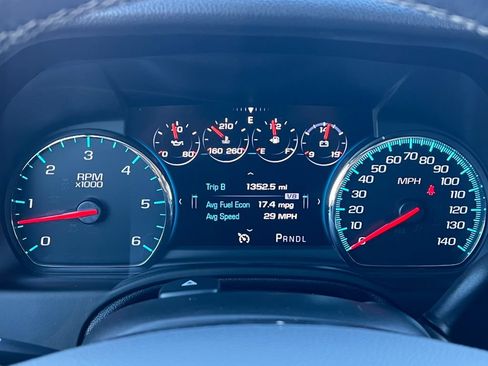 Used 2018 Chevrolet Suburban Premier w/ Max Trailering Package AWD/4WD image 26