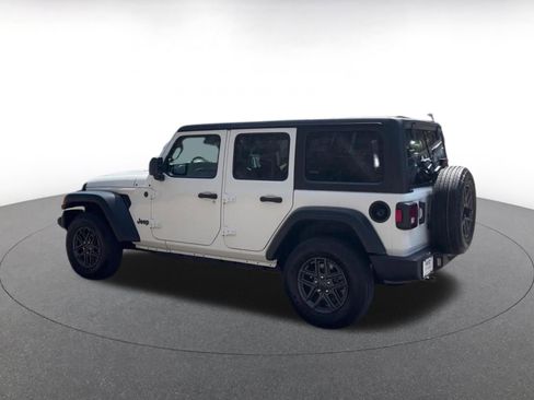Used 2025 Jeep Wrangler Unlimited Sport AWD/4WD image 10