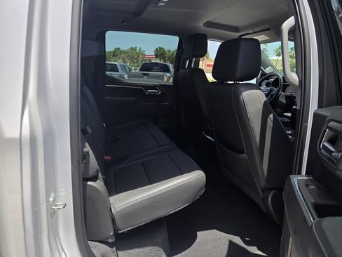 Used 2023 GMC Sierra 1500 SLT w/ SLT Premium Plus Package AWD/4WD image 19