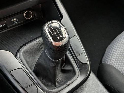 Used 2021 Kia Soul LX image 12