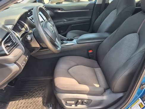 Used 2020 Toyota Camry LE FWD image 3