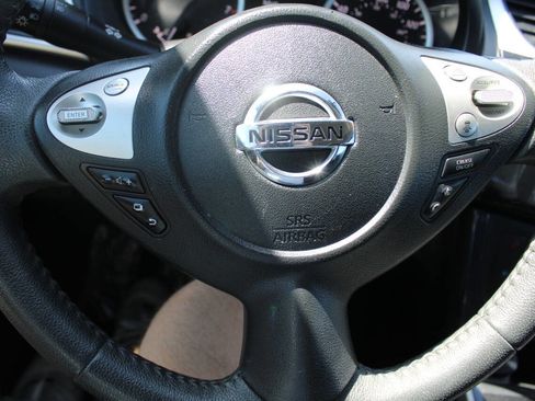 Used 2018 Nissan Sentra SR FWD image 13