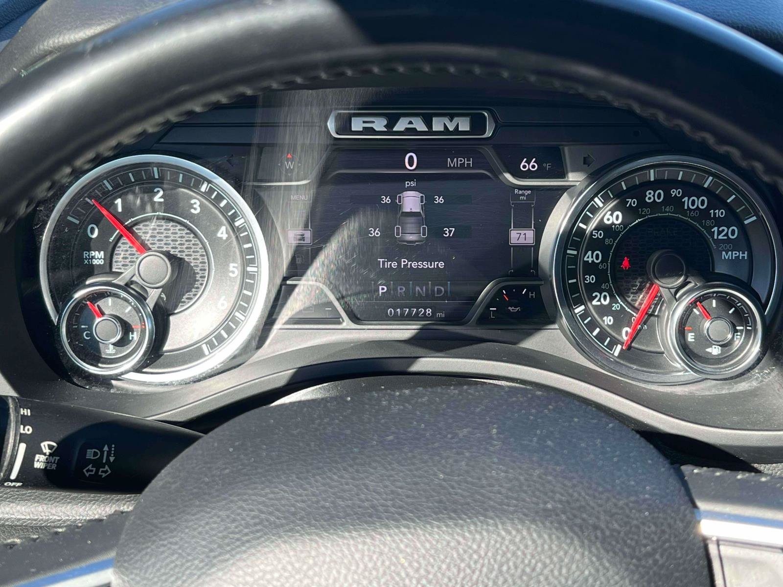 Used 2023 RAM 1500 Big Horn AWD/4WD image 9
