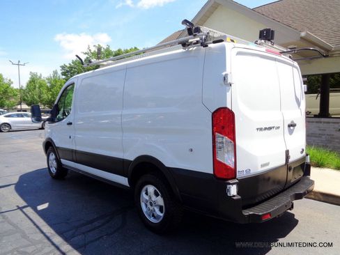 Used 2019 Ford Transit 250 130 Low Roof RWD image 4