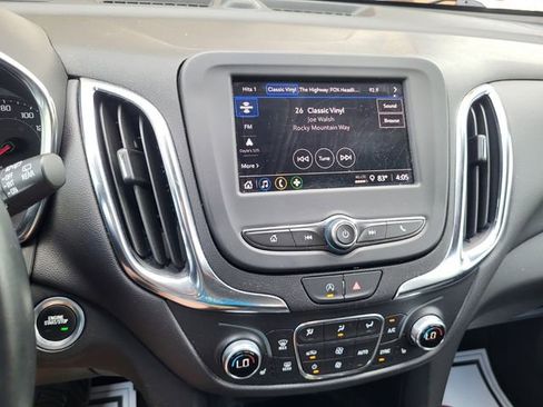 Used 2024 Chevrolet Equinox LT w/ LPO, Floor Liner Package FWD image 19