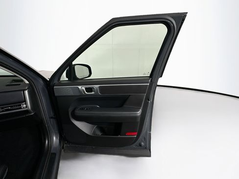 Used 2025 Hyundai Santa Fe SEL image 31