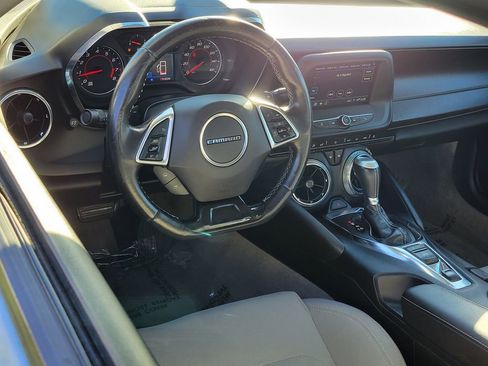 Used 2019 Chevrolet Camaro LT RWD image 3