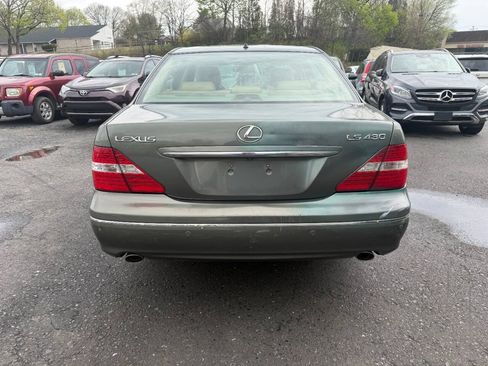 Used 2005 Lexus LS 430 RWD image 10