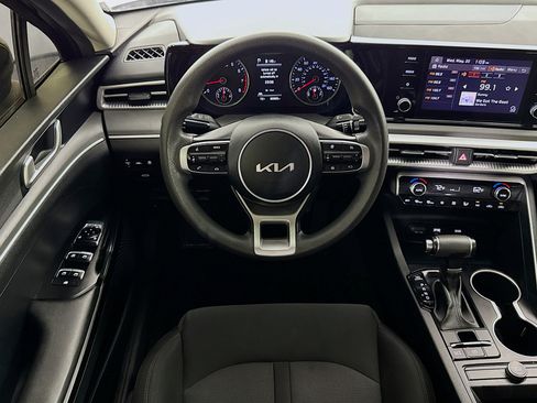 Used 2022 Kia K5 LXS FWD image 15