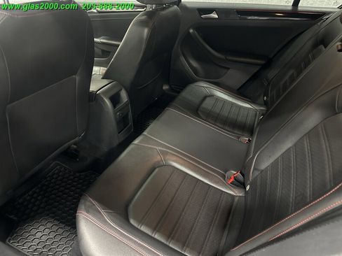 Used 2017 Volkswagen Jetta GLI FWD image 8