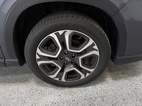 Used 2023 Subaru Ascent Limited image 31