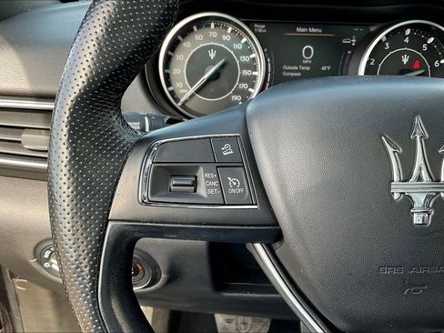 Used 2022 Maserati Levante GT image 11