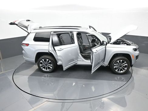 Used 2024 Jeep Grand Cherokee L Overland image 63