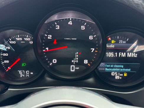Used 2020 Porsche Macan AWD/4WD image 22