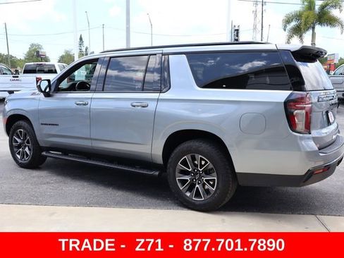 Used 2024 Chevrolet Suburban Z71 AWD/4WD image 6